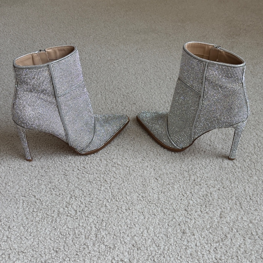 AQUA Valry Snip Toe High Heel Booties